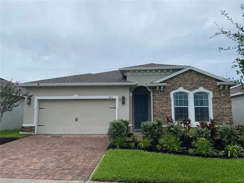 200 Whirlaway Drive Davenport FL 33837