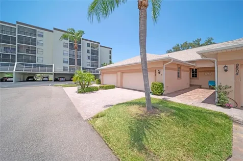 9806 62nd Terrace N St Petersburg FL 33708