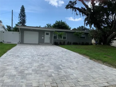9101 2nd Street N St Petersburg FL 33702