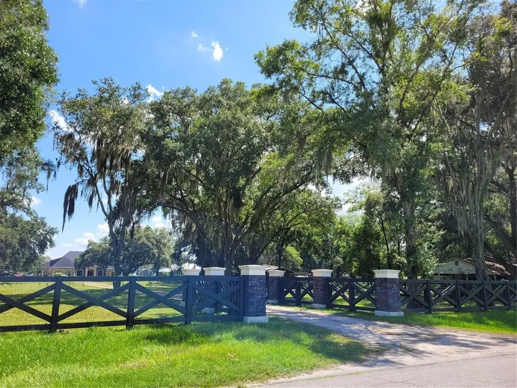 4601 W Sam Allen Road Plant City FL 33565