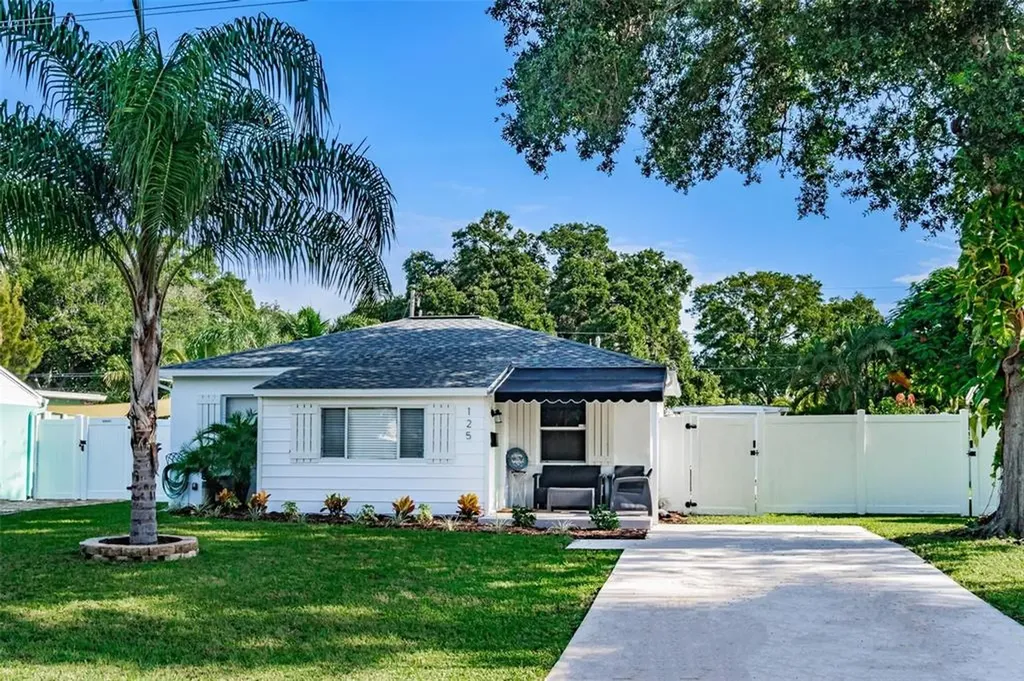 125 41st Avenue NE St Petersburg FL 33703