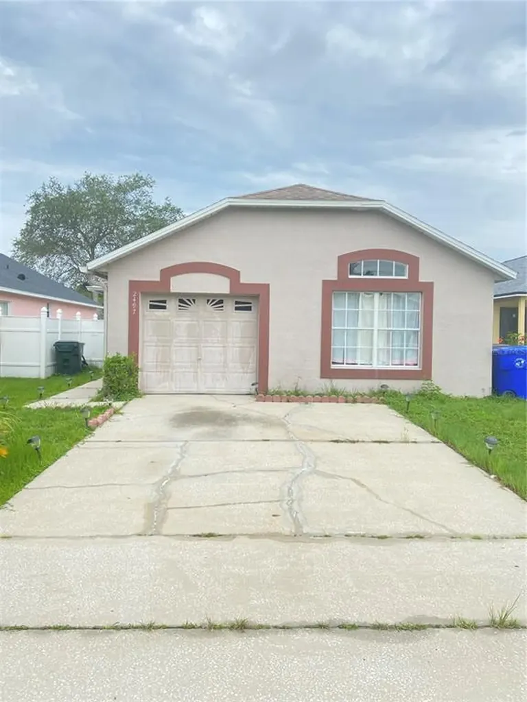 2497 Parsons Pond Circle Kissimmee FL 34743
