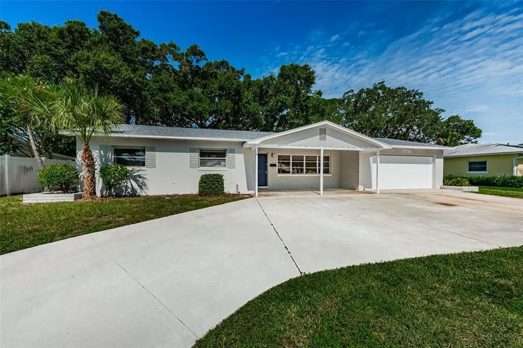 2726 64th Street N St Petersburg FL 33710