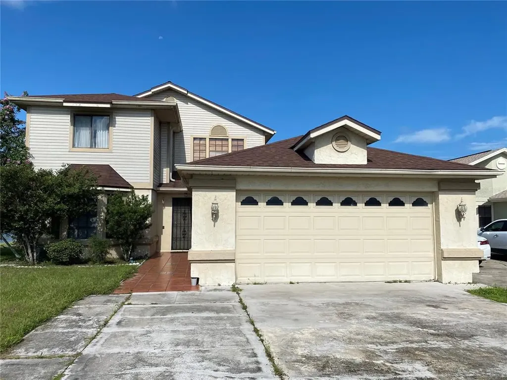 221 N Lake Court Kissimmee FL 34743