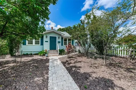 170 29th Avenue N St Petersburg FL 33704