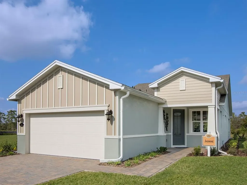125 Old Moss Circle Deland FL 32724