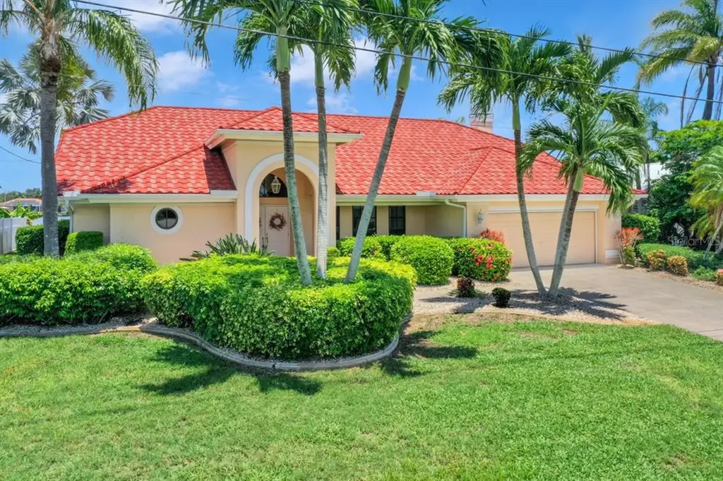 625 SW 49th Lane Cape Coral FL 33914