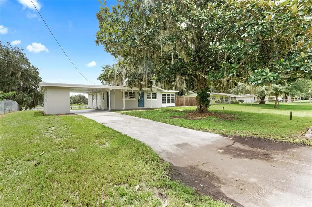 518 Scenic Street Leesburg FL 34748