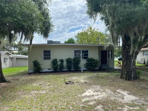 514 N Sinclair Avenue Tavares FL 32778