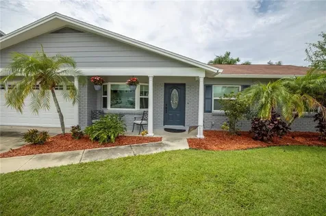 4657 Bay Crest Drive Tampa FL 33615