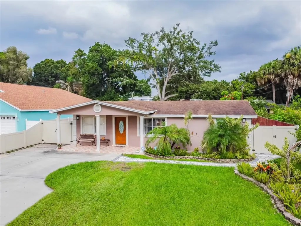 7013 N Lois Avenue Tampa FL 33614