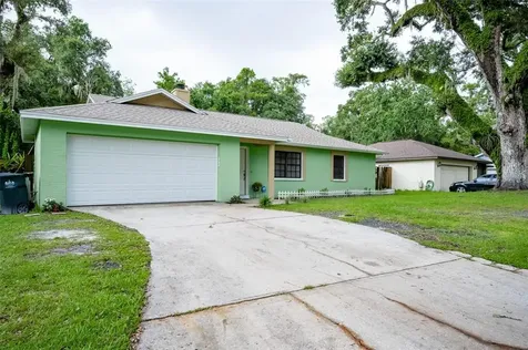 8010 Fawnridge Circle Tampa FL 33610