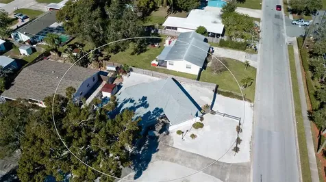 2404 43rd Avenue W Bradenton FL 34205