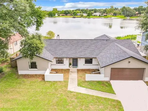 415 Barclay Avenue Altamonte Springs FL 32701