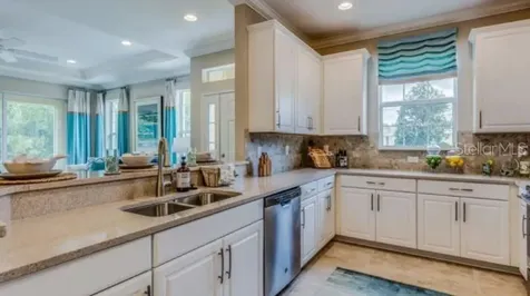 10915 Seasons Way Palmetto FL 34221