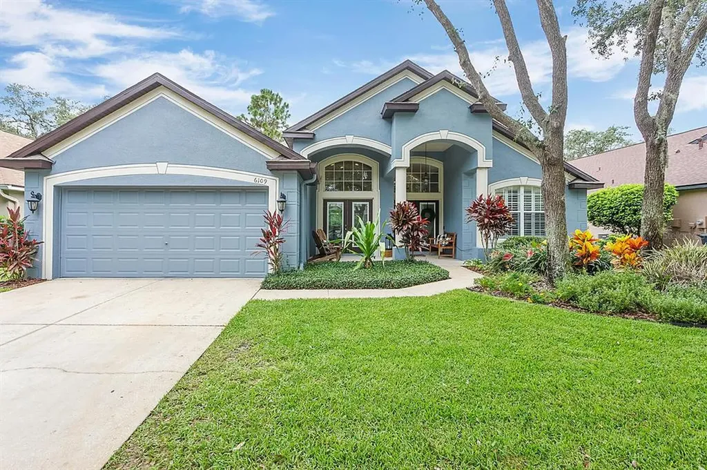 6109 Whimbrelwood Drive Lithia FL 33547