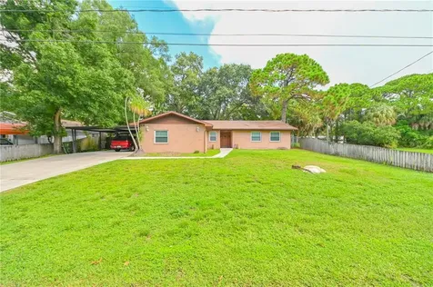 7321 Winchester Drive Tampa FL 33615