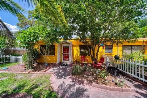 1644 Bayshore Boulevard Dunedin FL 34698