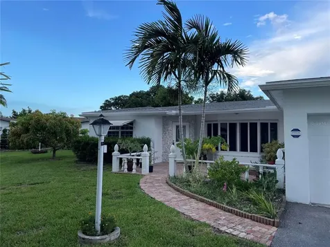 4370 NW 45th Terrace Lauderdale Lakes FL 33319