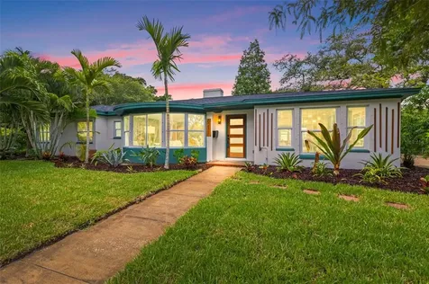 6211 3rd Street S St Petersburg FL 33705