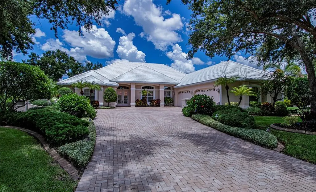 415 Wincanton Place Venice FL 34293