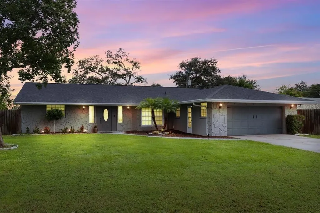 4637 Orlando Circle Bradenton FL 34207