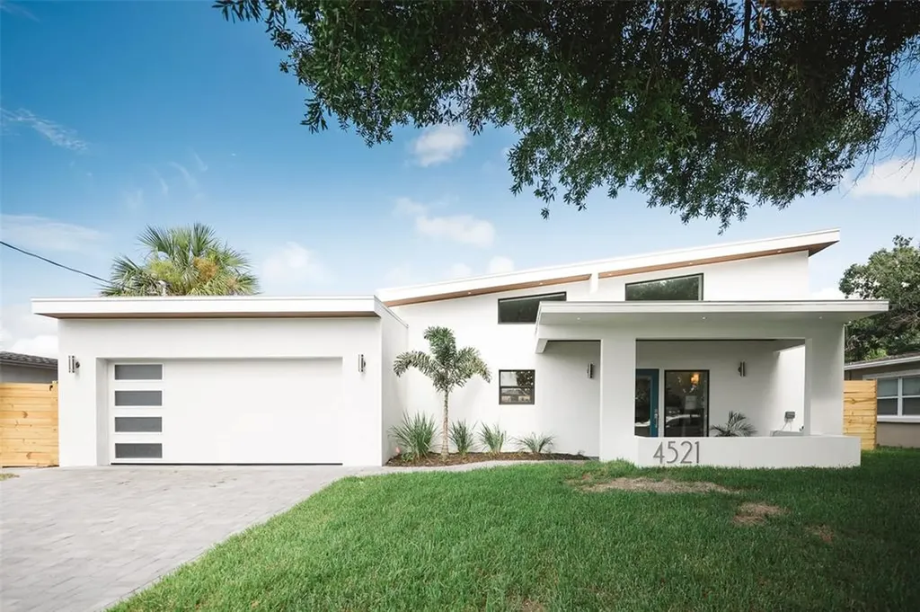 4521 S Grady Avenue Tampa FL 33611