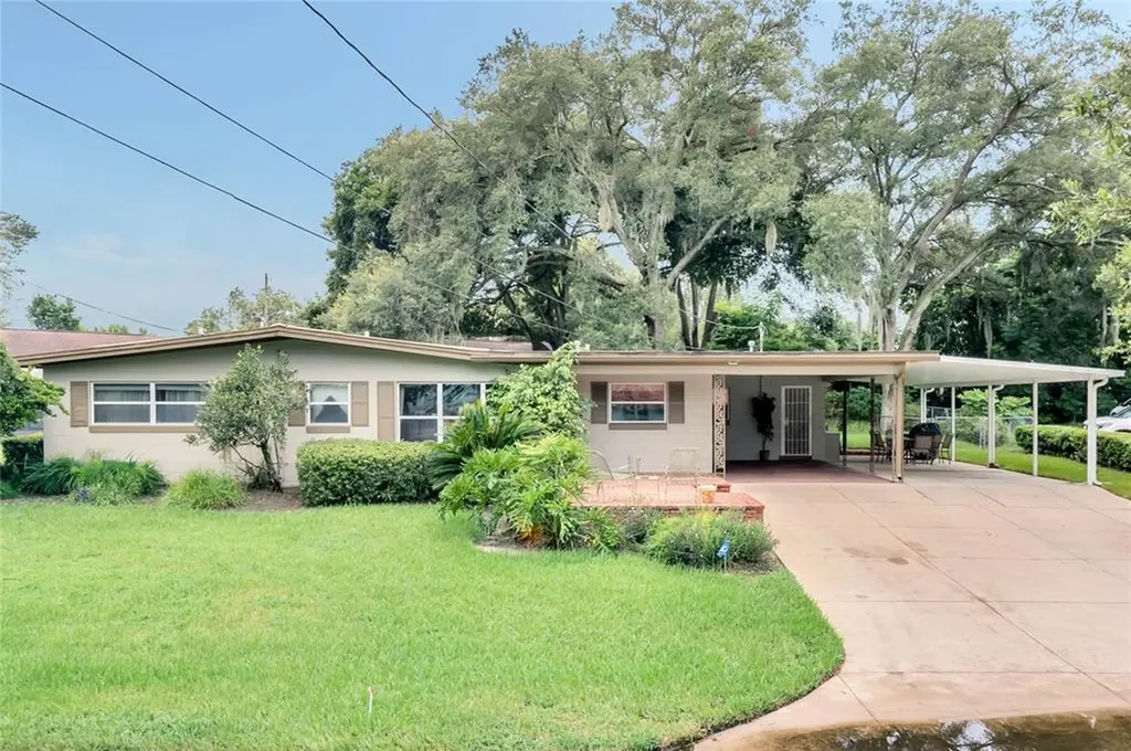 805 N Shore Drive Leesburg FL 34748