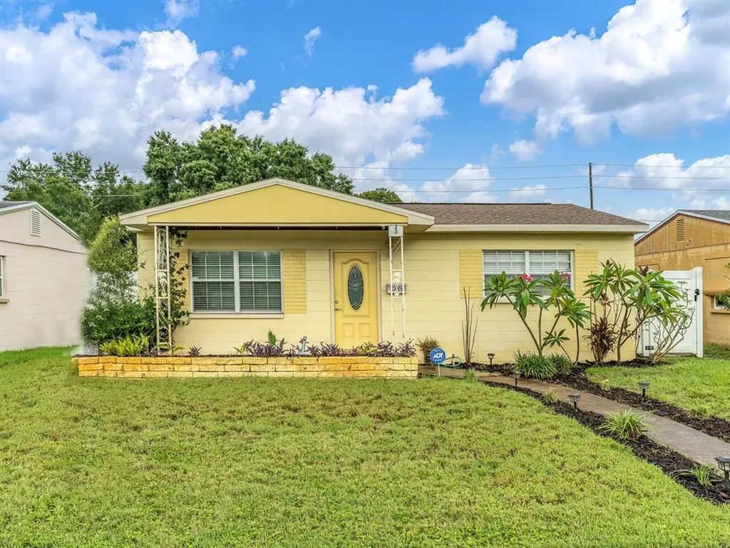 5435 3rd Avenue N St Petersburg FL 33710