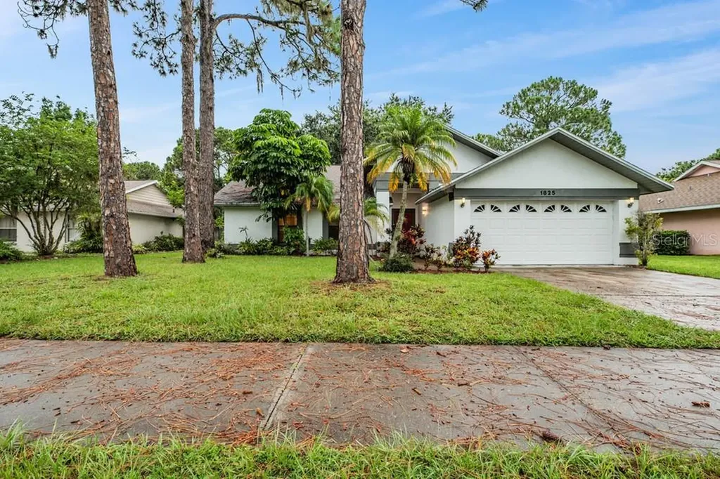 1825 Wood Hollow Court Sarasota FL 34235