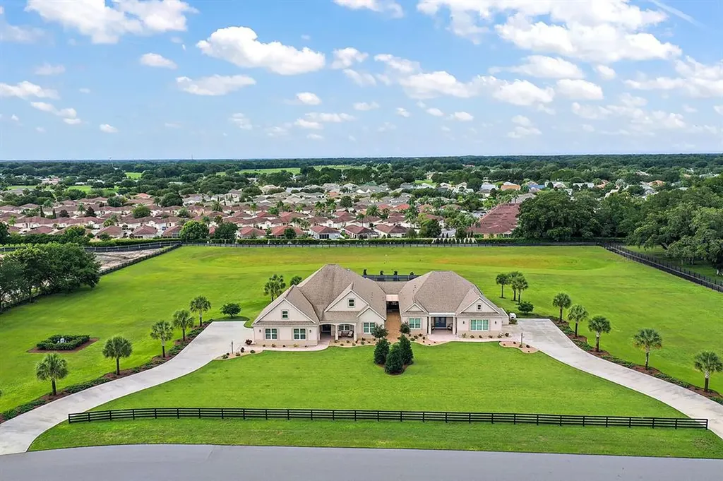 16843 SE 76th Chatham Avenue The Villages FL 32162
