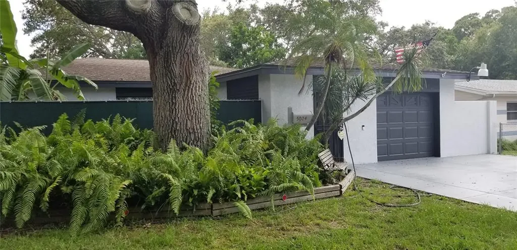 5024 11th Avenue N St Petersburg FL 33710