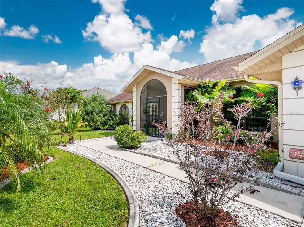 25752 Aysen Drive Punta Gorda FL 33983