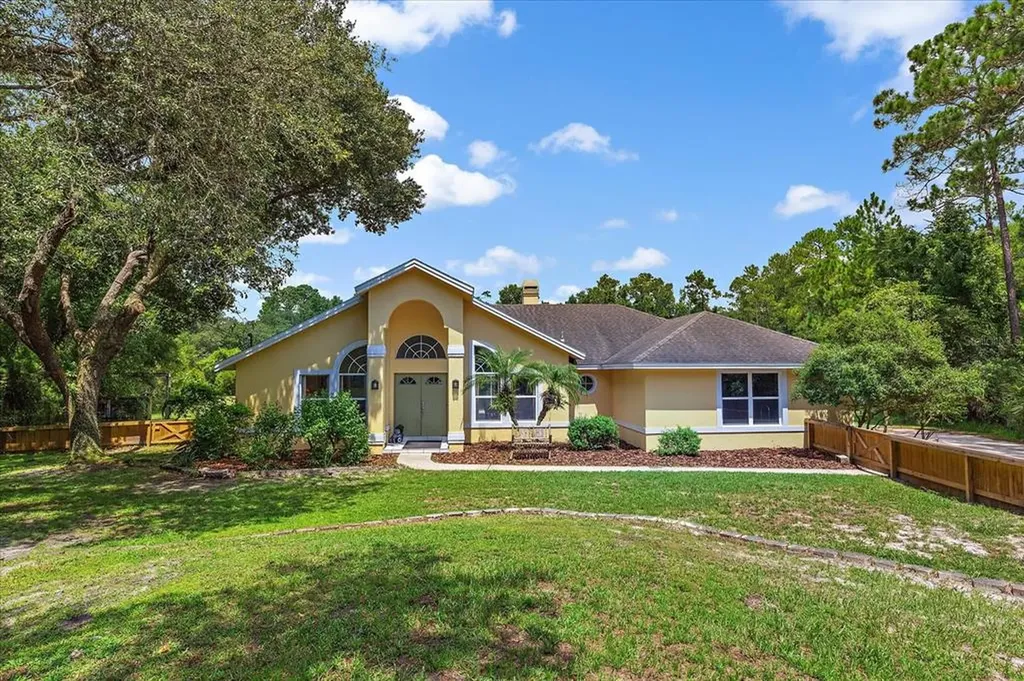 1716 Sunset Trail Geneva FL 32732