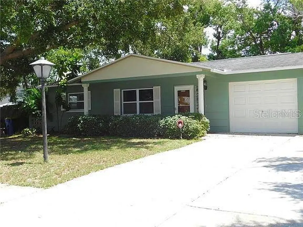 10872 Freedom Boulevard Seminole FL 33772