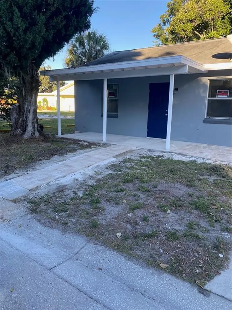 1109 6th Street W Bradenton FL 34205