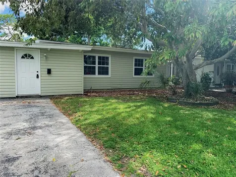 446 39th Avenue N St Petersburg FL 33703