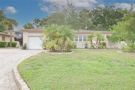 2708 14th Street S St Petersburg FL 33705