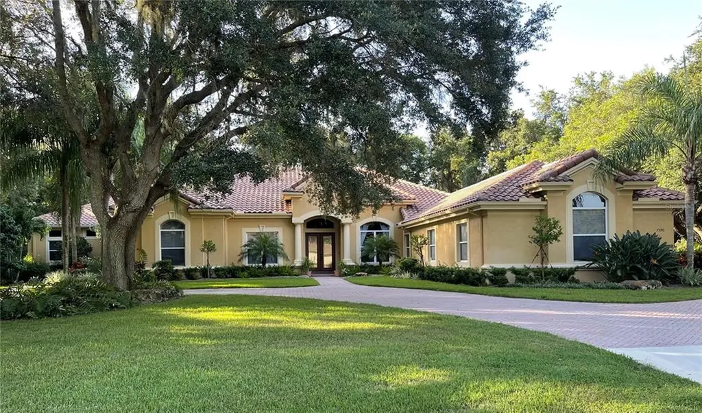 7590 Albert Tillinghast Drive Sarasota FL 34240