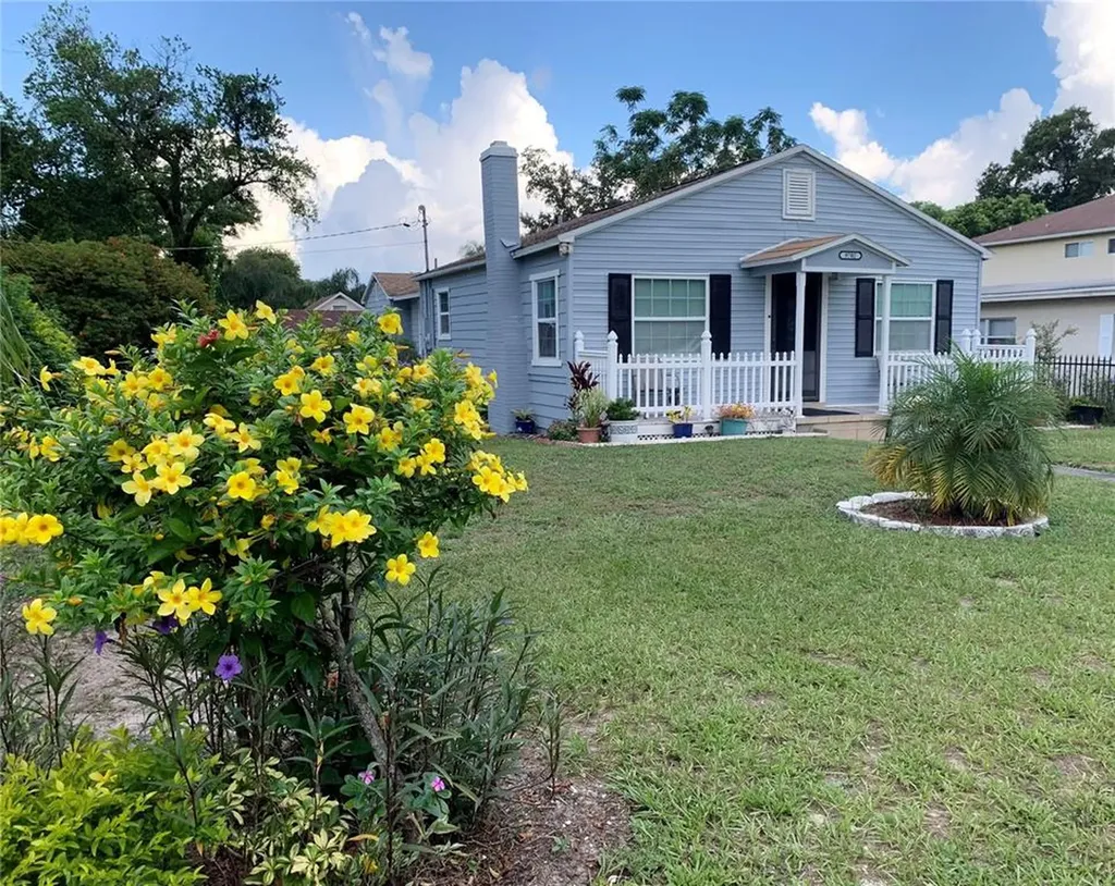 9702 N Edison Avenue Tampa FL 33612