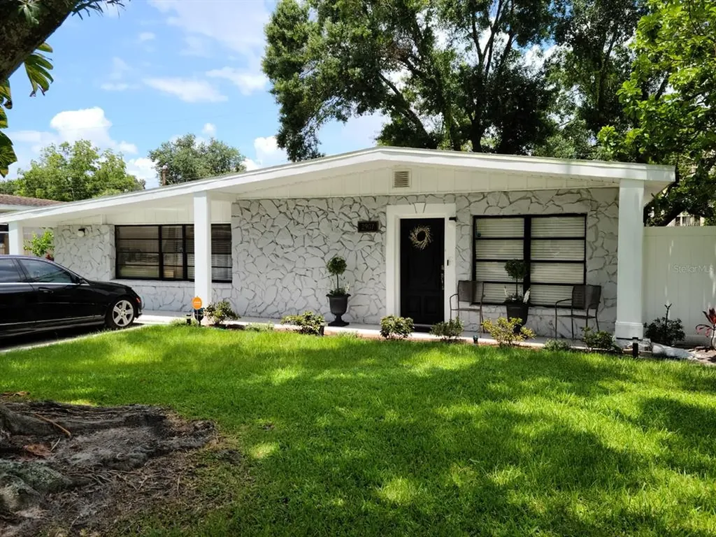 2907 W Saint Conrad Street Tampa FL 33607