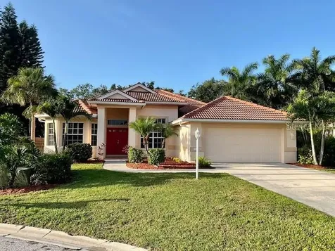 4492 Golden Lake Drive Sarasota FL 34233