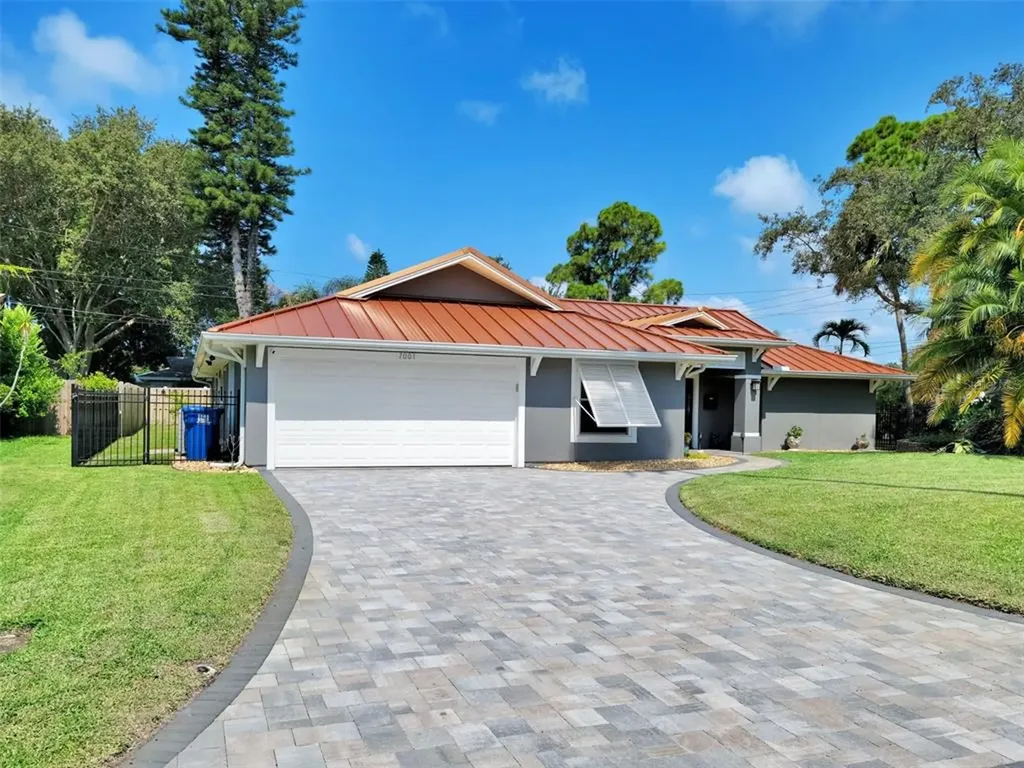 7001 10th Street S St Petersburg FL 33705