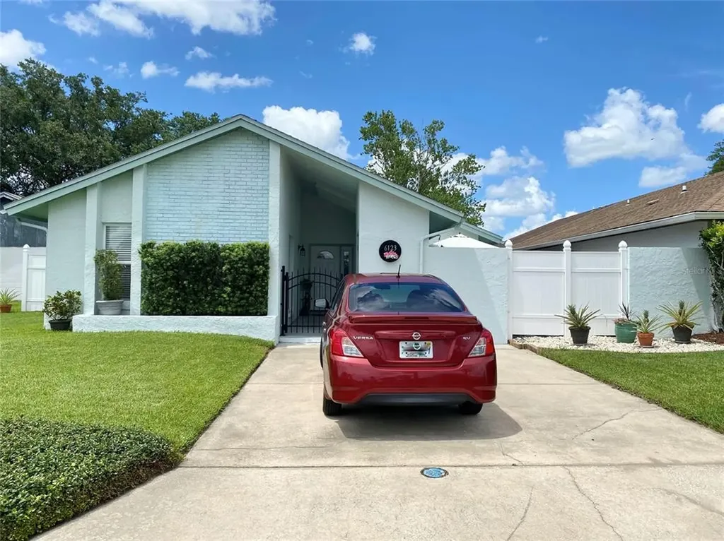 6123 Springwater Street Orlando FL 32822