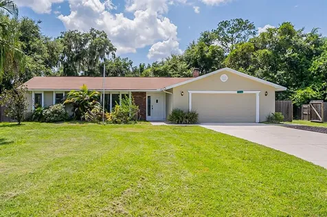 1716 Woodside Court Kissimmee FL 34744