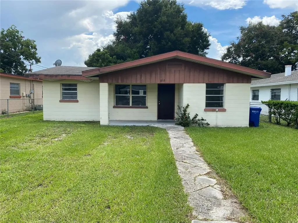 2215 5th Street NE Winter Haven FL 33881