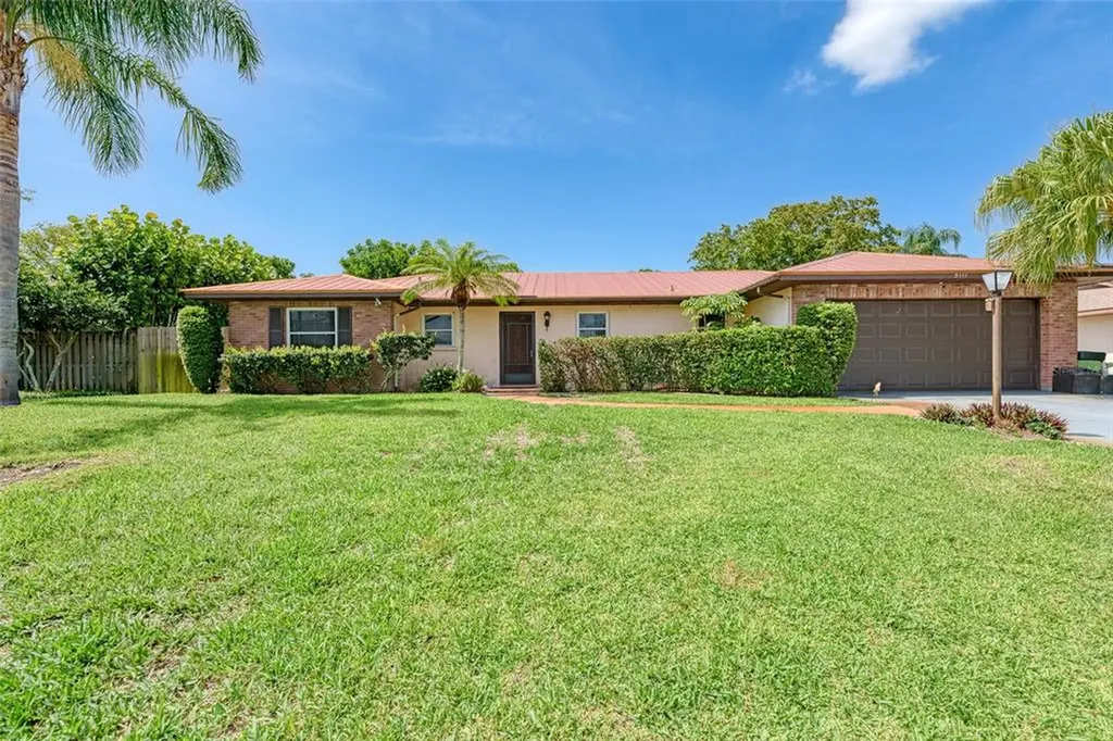 5111 4th Avenue Drive NW Bradenton FL 34209