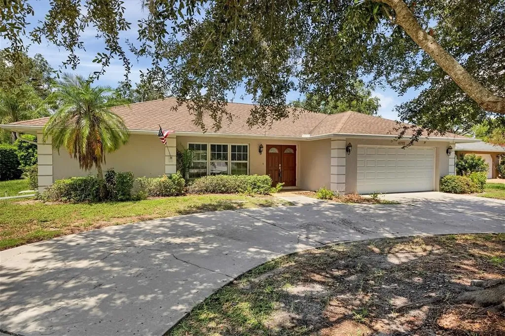 4782 Charing Cross Road Sarasota FL 34241