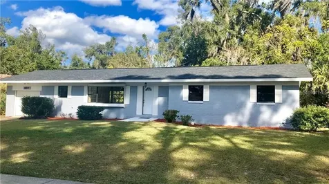 407 W Hubbard Avenue Deland FL 32720