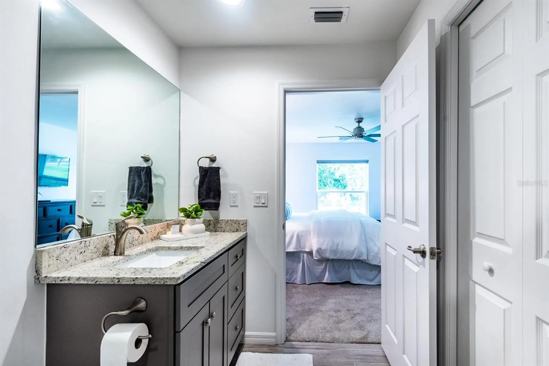 215 Lewis Circle Punta Gorda FL 33950